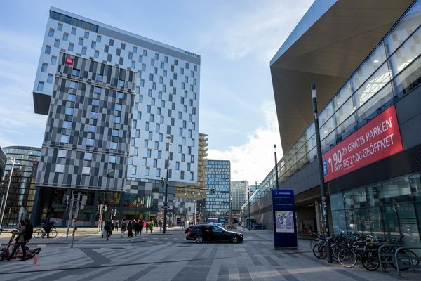 L'Influence Révolutionnaire de l'Architecture sur l'Aménagement des Espaces Urbains